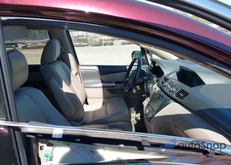 2014 Honda Odyssey Touring/Touring Elite из США, поврежденный, VIN 5FNRL5H91EB099578